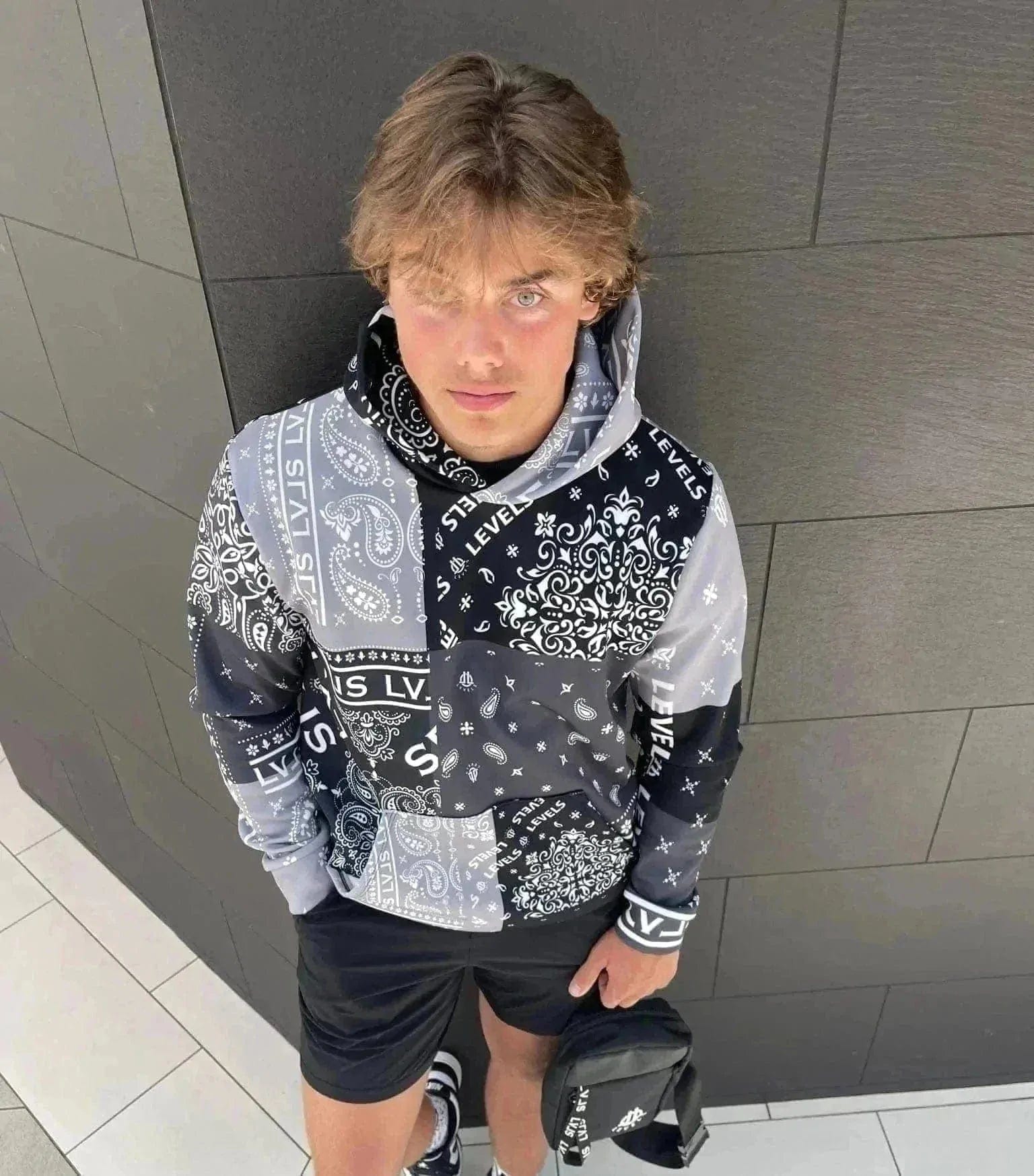 Forever 21 discount bandana print hoodie